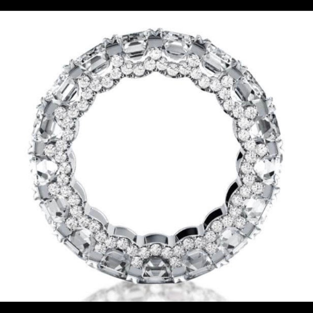 ETERNITY EMERALD DIAMOND RING BAND - Picture 5 of 8